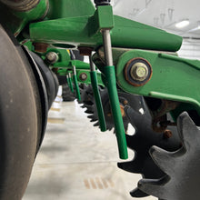 Load image into Gallery viewer, Nutrient Application Assembly